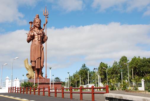 Shiva-Statue in Grand Bassin am Ganga Talao Lake, Mauritius